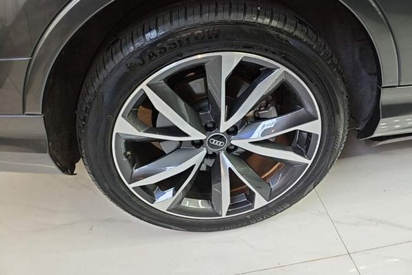 Audi Q7 2022, 73600 км, за 47898 USD - фото 11