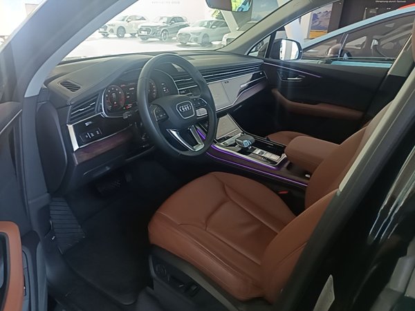 Audi Q7 2024, 7000 км, за 59734 USD - фото 18