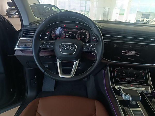 Audi Q7 2024, 7000 км, за 59734 USD - фото 14