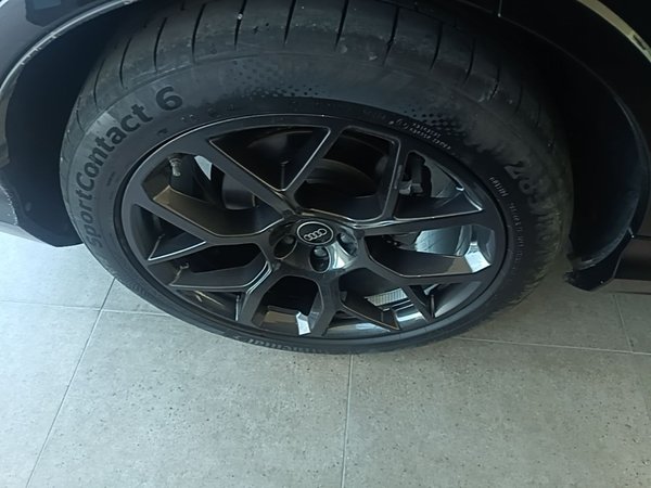 Audi Q7 2024, 7000 км, за 59734 USD - фото 10
