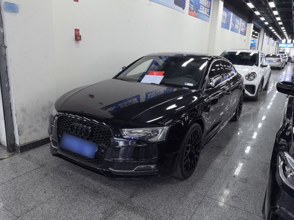 Audi S5 · 2016 год