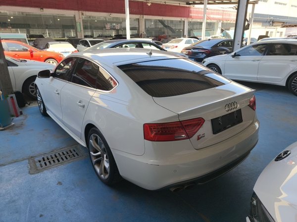 Audi S5 2016, 111199 км, за 16848 USD
