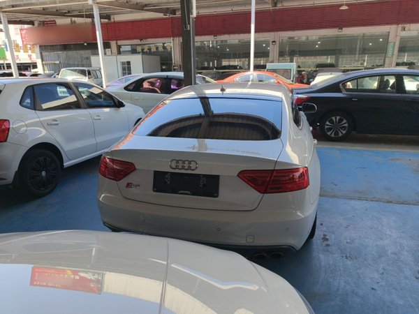 Audi S5 2016, 111199 км, за 16848 USD
