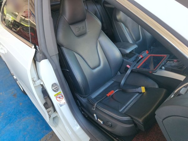 Audi S5 2016, 111199 км, за 16848 USD - фото 23