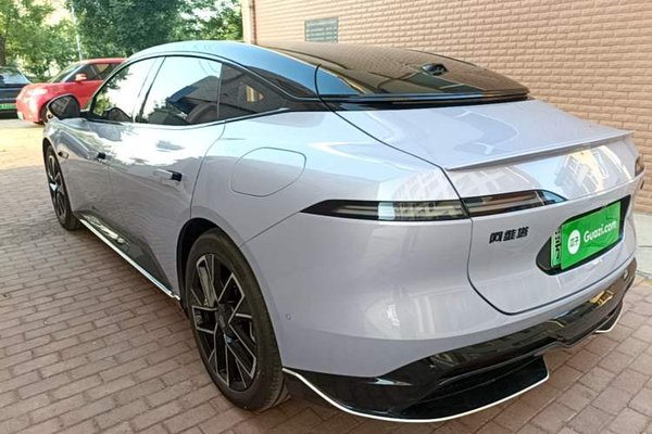 Avatr 06 2025, 11100 км, за 22784 USD