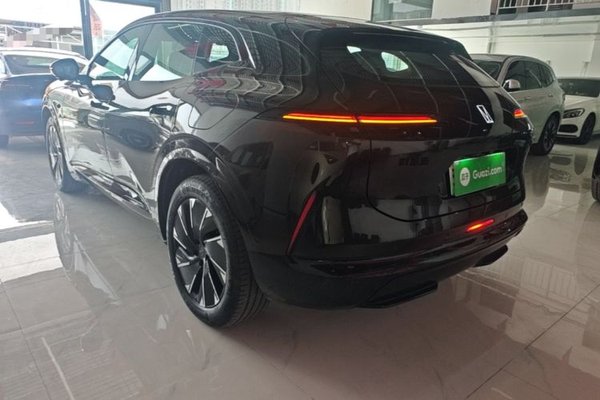 Avatr 07 2024, 26400 км, за 25325 USD