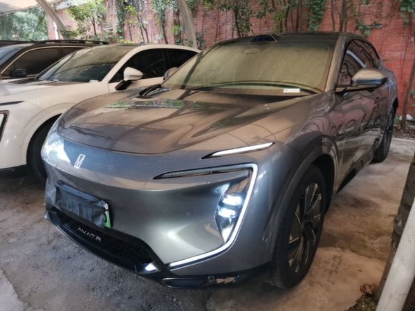 Avatr 07 · 2024 год