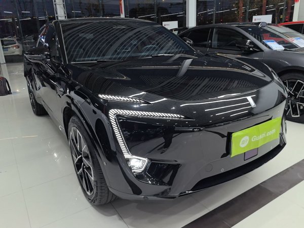 Avatr 11 2023, 18900 км, за 25965 USD