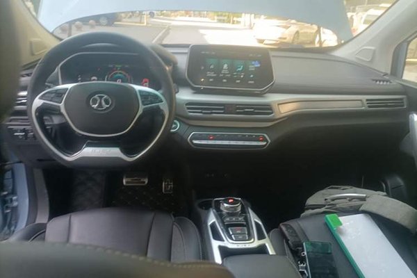 BAIC Beijing EX3 2019, 110800 км, за 7967 USD