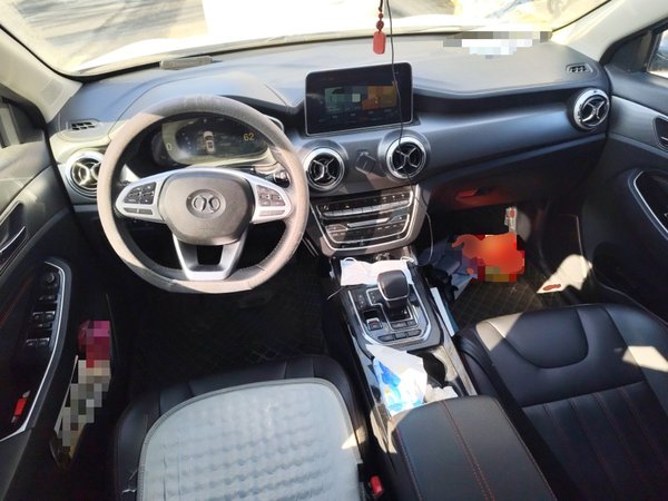 BAIC Beijing EX5 2019, 93100 км, за 7719 USD - фото 10