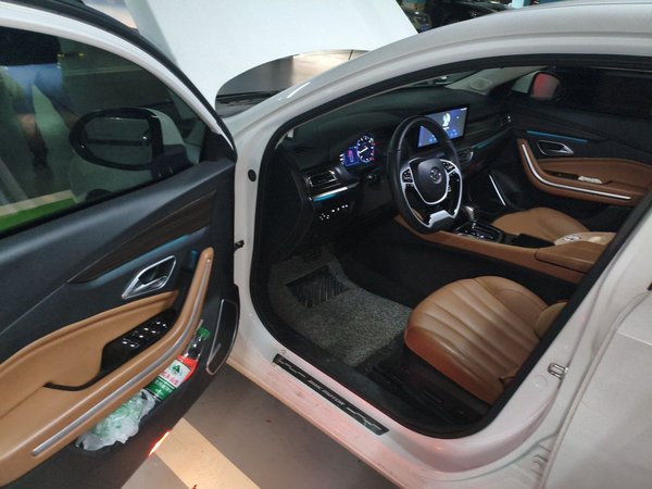 BAIC Beijing U7 2019, 29500 км, за 6156 USD - фото 19