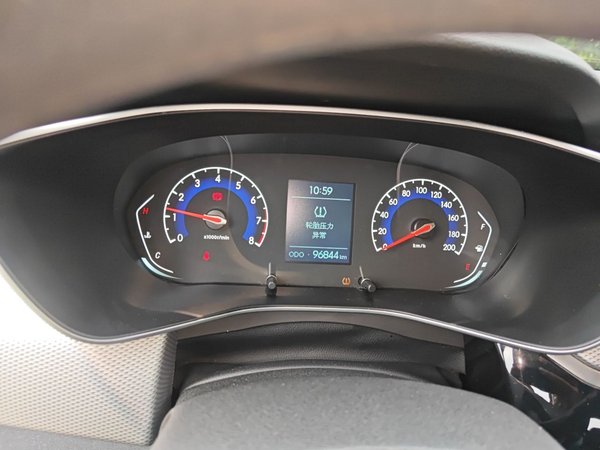 BAIC Beijing X3 2019, 96800 км, за 5759 USD - фото 10