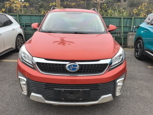 Q35 2016 1.5L Automatic Smart Edition, 2016 года