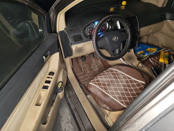 BAIC E Series 2012, 94500 км, за 2477 USD - фото 17