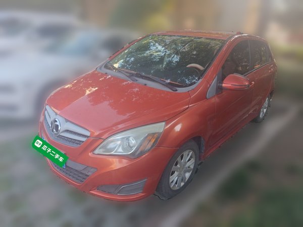 BAIC E Series · 2013 год