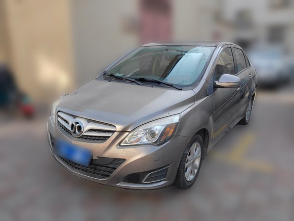 BAIC E Series · 2013 год