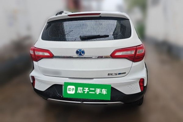BAIC New Energy EC5 2019, 70400 км, за 6771 USD