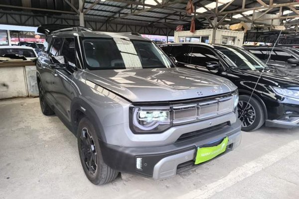 BAIC Off-Road BJ30 2024, 33700 км, за 14672 USD