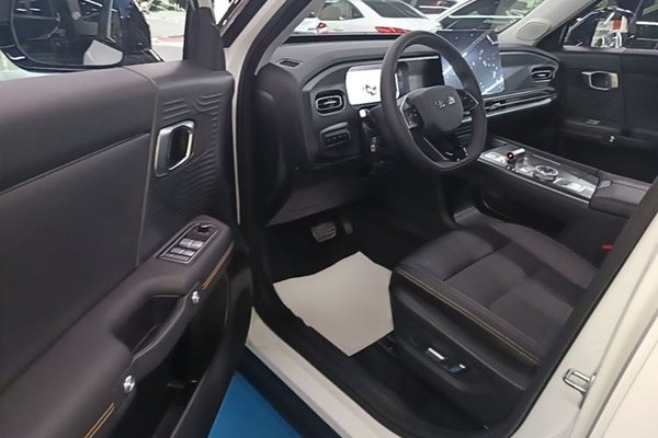 BAIC Off-Road BJ30 2024, 15300 км, за 16293 USD - фото 25