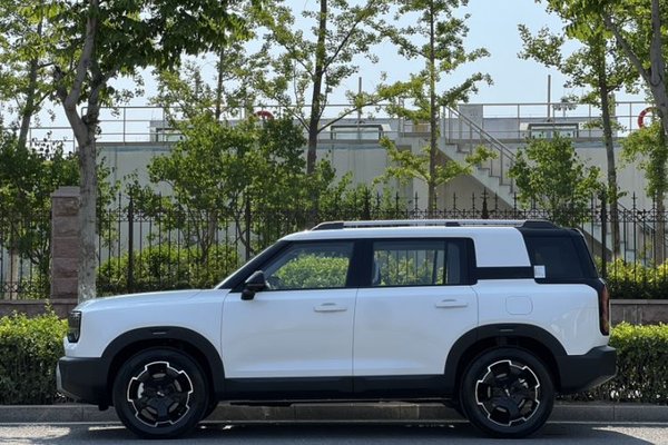 BAIC Off-Road BJ30 2024, 15300 км, за 16293 USD - фото 16