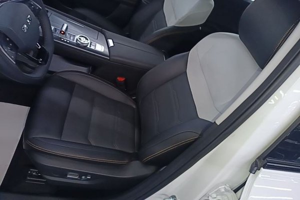 BAIC Off-Road BJ30 2024, 15300 км, за 16293 USD - фото 24