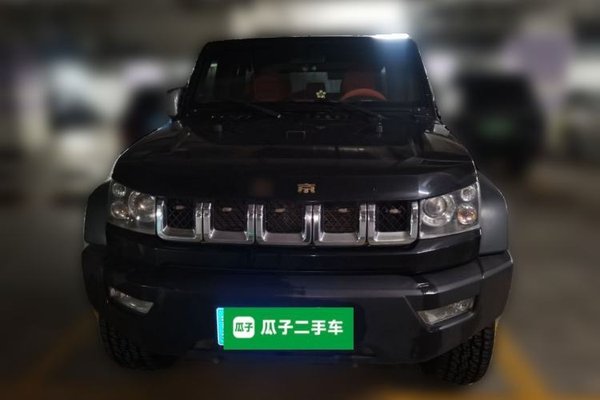 BAIC Off-Road BJ40 2016, 122600 км, за 8343 USD