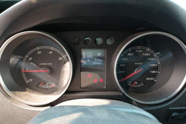 BAIC Off-Road BJ40 2016, 95600 км, за 7501 USD - фото 10
