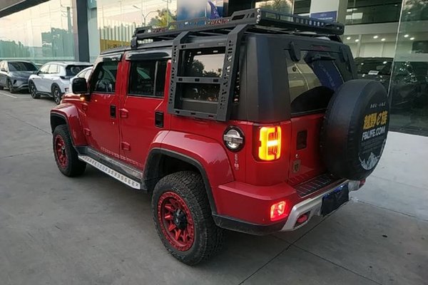 BAIC Off-Road BJ40 2019, 72700 км, за 12200 USD