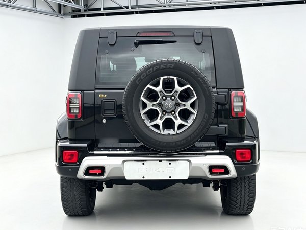BAIC Off-Road BJ40 2019, 53200 км, за 12508 USD - фото 6