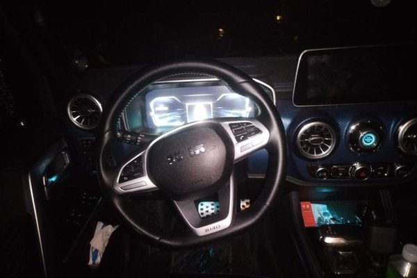 BAIC Off-Road BJ40 2020, 63400 км, за 10910 USD - фото 11