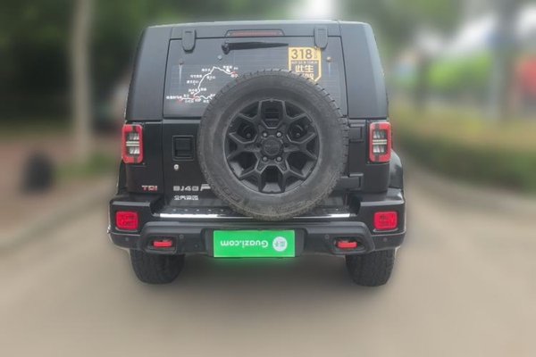 BAIC Off-Road BJ40 2021, 39700 км, за 11924 USD