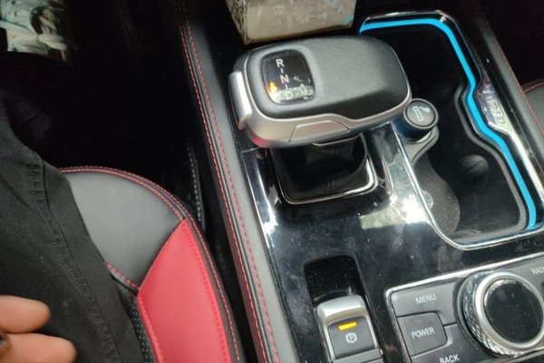 BAIC Off-Road BJ40 2021, 30300 км, за 20358 USD - фото 13