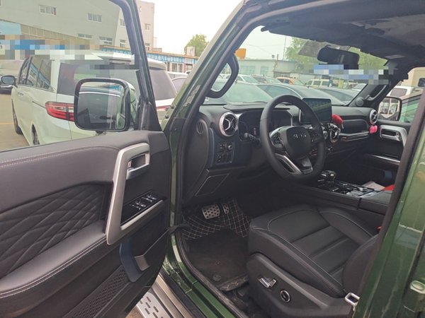 BAIC Off-Road BJ40 2024, 2200 км, за 18338 USD - фото 21