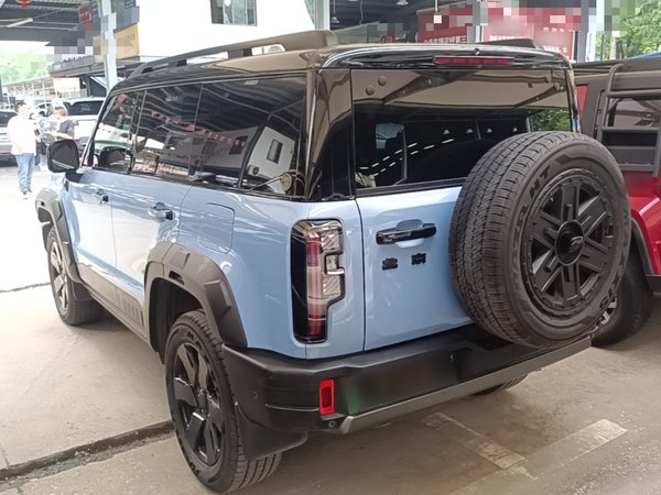 BAIC Off-Road BJ40 Electric Drive 2025, 36100 км, за 24500 USD