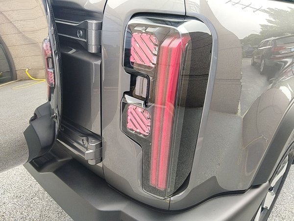 BAIC Off-Road BJ40 Electric Drive 2025, 14400 км, за 24017 USD - фото 7