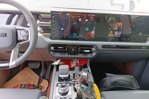 BAIC Off-Road BJ40 Electric Drive 2025, 8200 км, за 25613 USD - фото 16