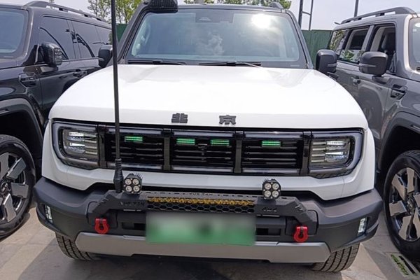 BAIC Off-Road BJ40 Electric Drive 2025, 8200 км, за 25613 USD