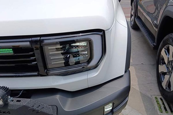 BAIC Off-Road BJ40 Electric Drive 2025, 8200 км, за 25613 USD - фото 9