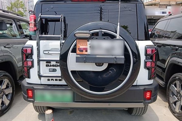 BAIC Off-Road BJ40 Electric Drive 2025, 8200 км, за 25613 USD