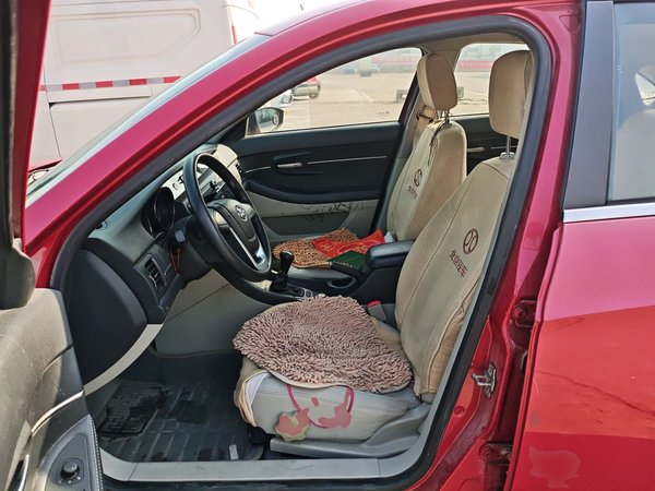 BAIC Senova D50 2014, 47900 км, за 2449 USD - фото 16