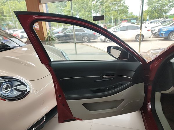 BAIC Senova D50 2014, 67600 км, за 3139 USD - фото 26