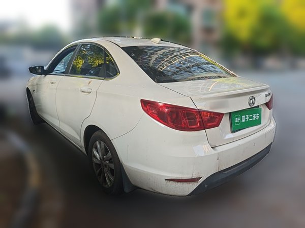 BAIC Senova D50 2014, 74500 км, за 2265 USD