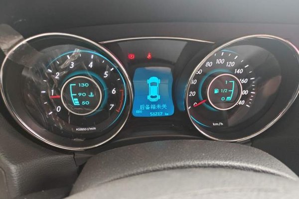 BAIC Senova D50 2015, 51300 км, за 2484 USD - фото 12