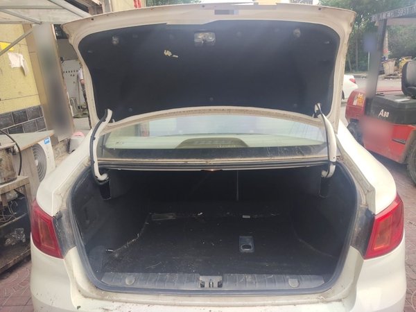BAIC Senova D50 2016, 58700 км, за 2316 USD - фото 20