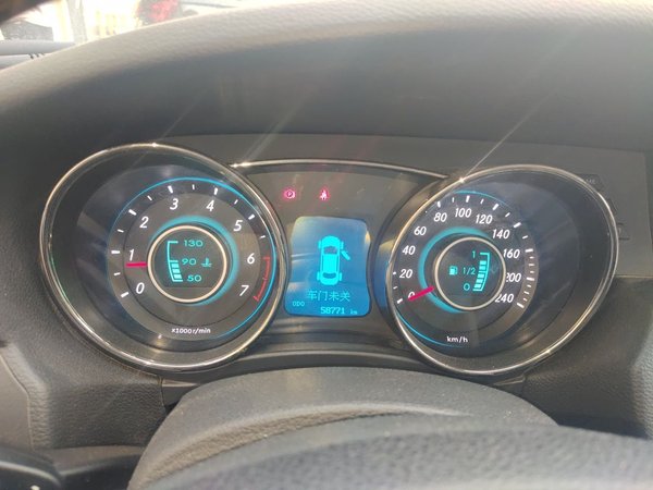 BAIC Senova D50 2016, 58700 км, за 2316 USD - фото 12