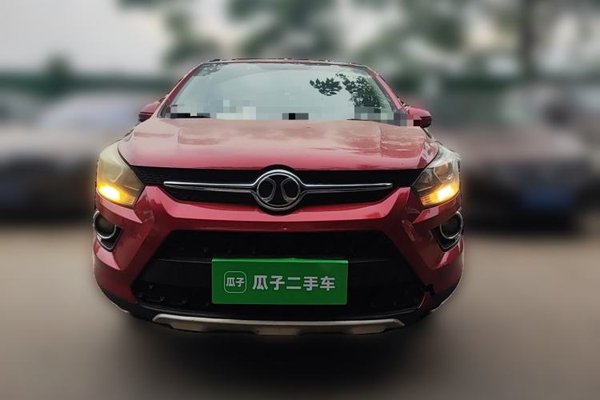 BAIC Senova X25 2015, 192000 км, за 2409 USD