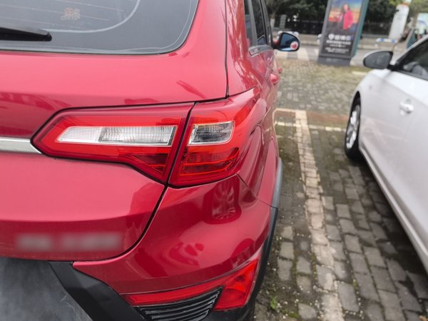 BAIC Senova X25 2015, 80100 км, за 3293 USD - фото 7