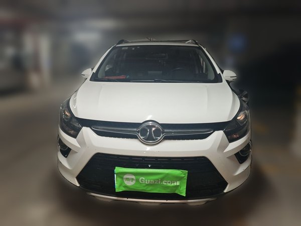 BAIC Senova X25 2015, 36300 км, за 3543 USD