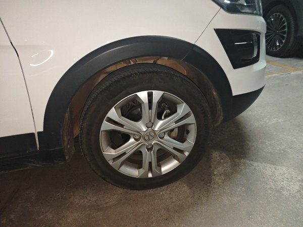 BAIC Senova X25 2015, 36300 км, за 3543 USD