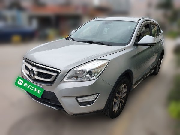 BAIC Senova X65 · 2015 год